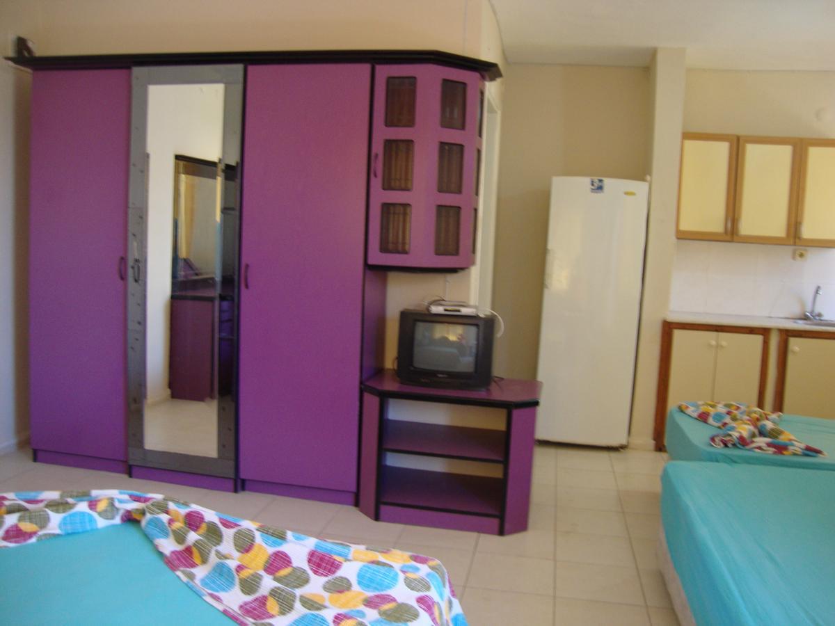 Degerli Motel Seferihisar Oda fotoğraf